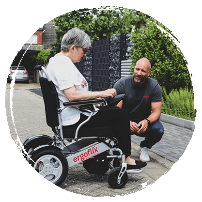 ergoflix Rollstuhl Einweisung Außenaufnahme