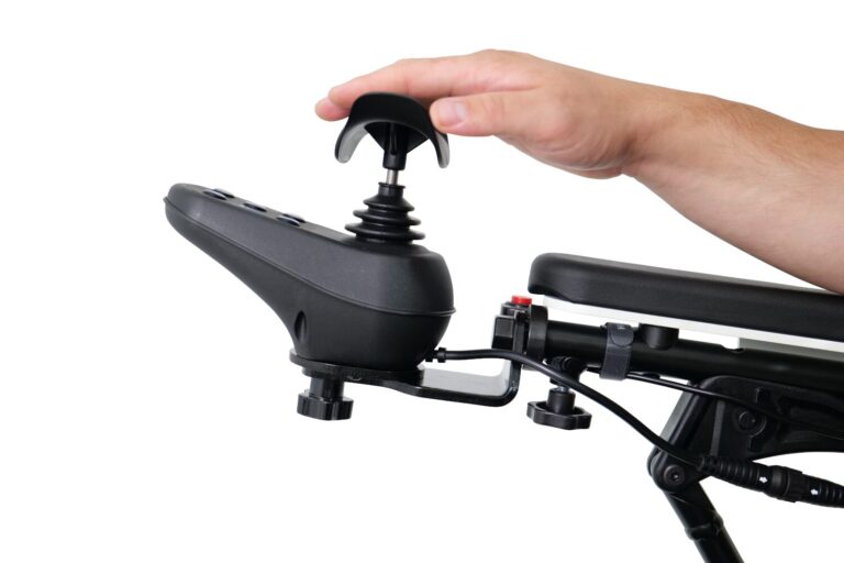 Tetragabel: Praktischer Joystickaufsatz f&uuml;r Deinen E-Rollstuhl