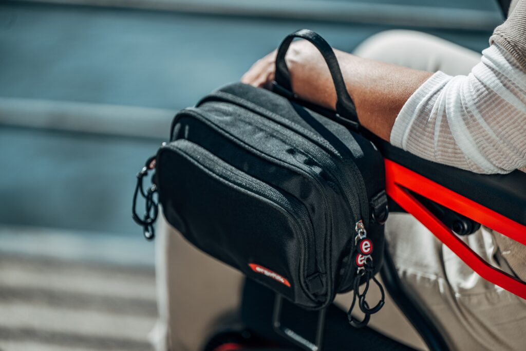 Kleine ergoflix-Rollstuhltasche